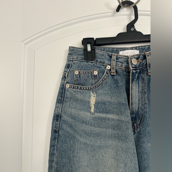 Oak & Fort Medium 90s Acid Wash Distressed High Rise Straight Jeans size small - Picture 4 of 11